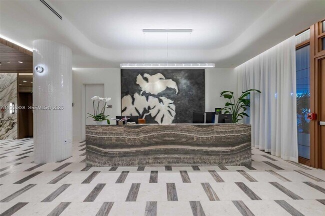 Building Photo - 3900 Alton Rd