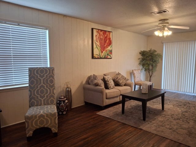 Building Photo - 1409 Paseo del Oro