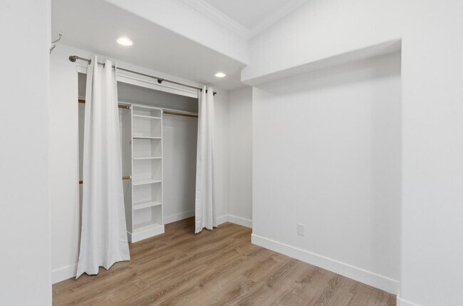 Building Photo - 8894 Indiana Ave