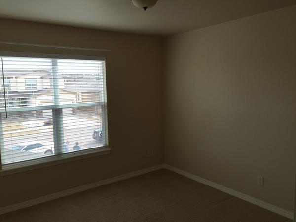 Building Photo - 6058 Cumbre Vista Wy