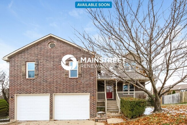 Primary Photo - 200 NE Thames Ct