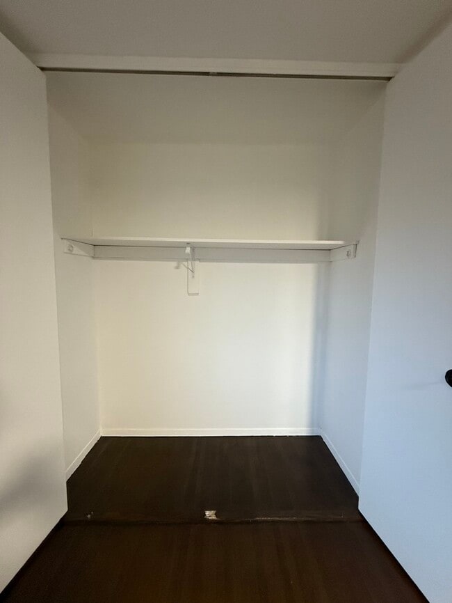 Building Photo - 440 Tall Oak Ln