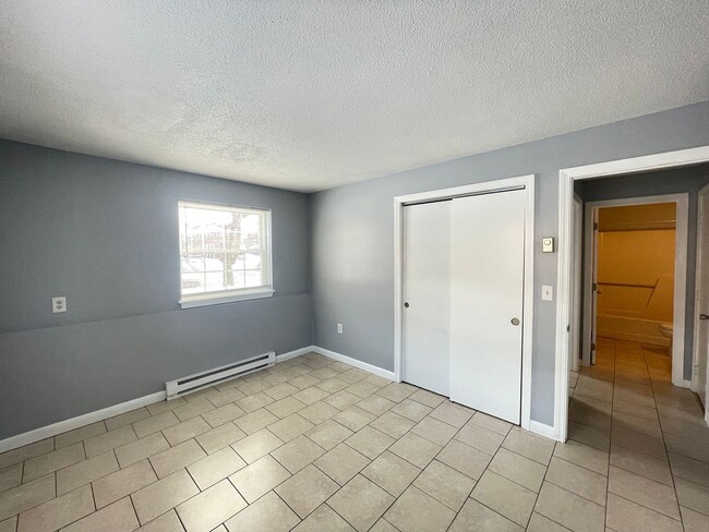 Building Photo - 179 Loudon Rd