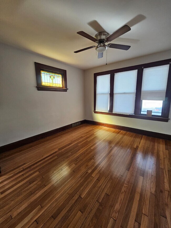 Building Photo - Harberview