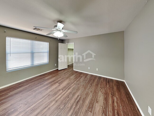 Building Photo - 11231 E Elena Ave