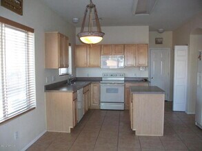 Building Photo - Spacious Continental Ranch Home with Commu...