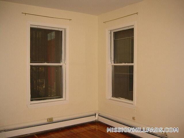 Building Photo - 848 Huntington Ave