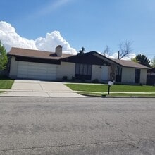Building Photo - 3111 Midwest Dr