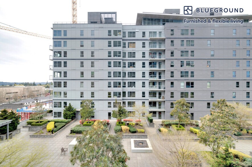 Building Photo - 10349 NE 10th St