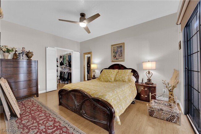 Building Photo - 1419 Santa Margarita St