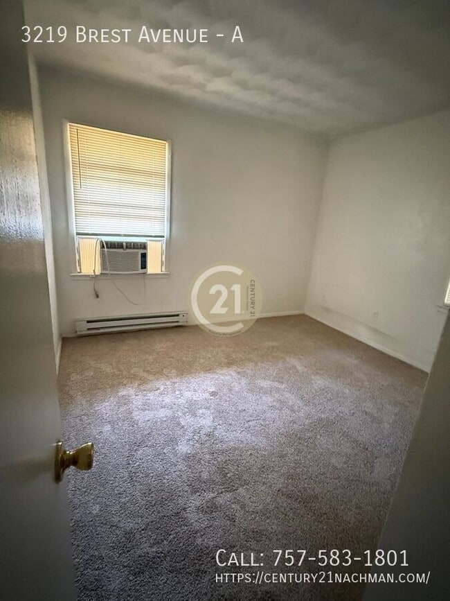 Building Photo - 3219 Brest Ave