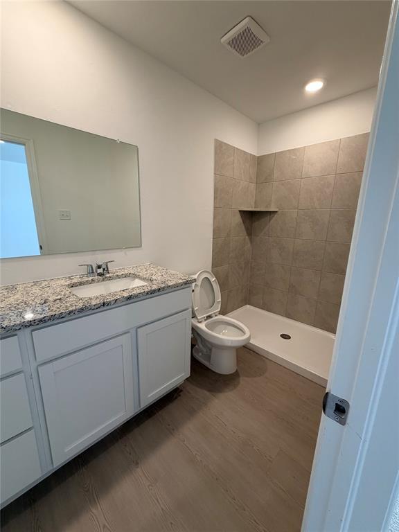 Building Photo - 2007 Delphine Dr