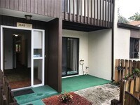 Building Photo - 2649 Surrey Ct