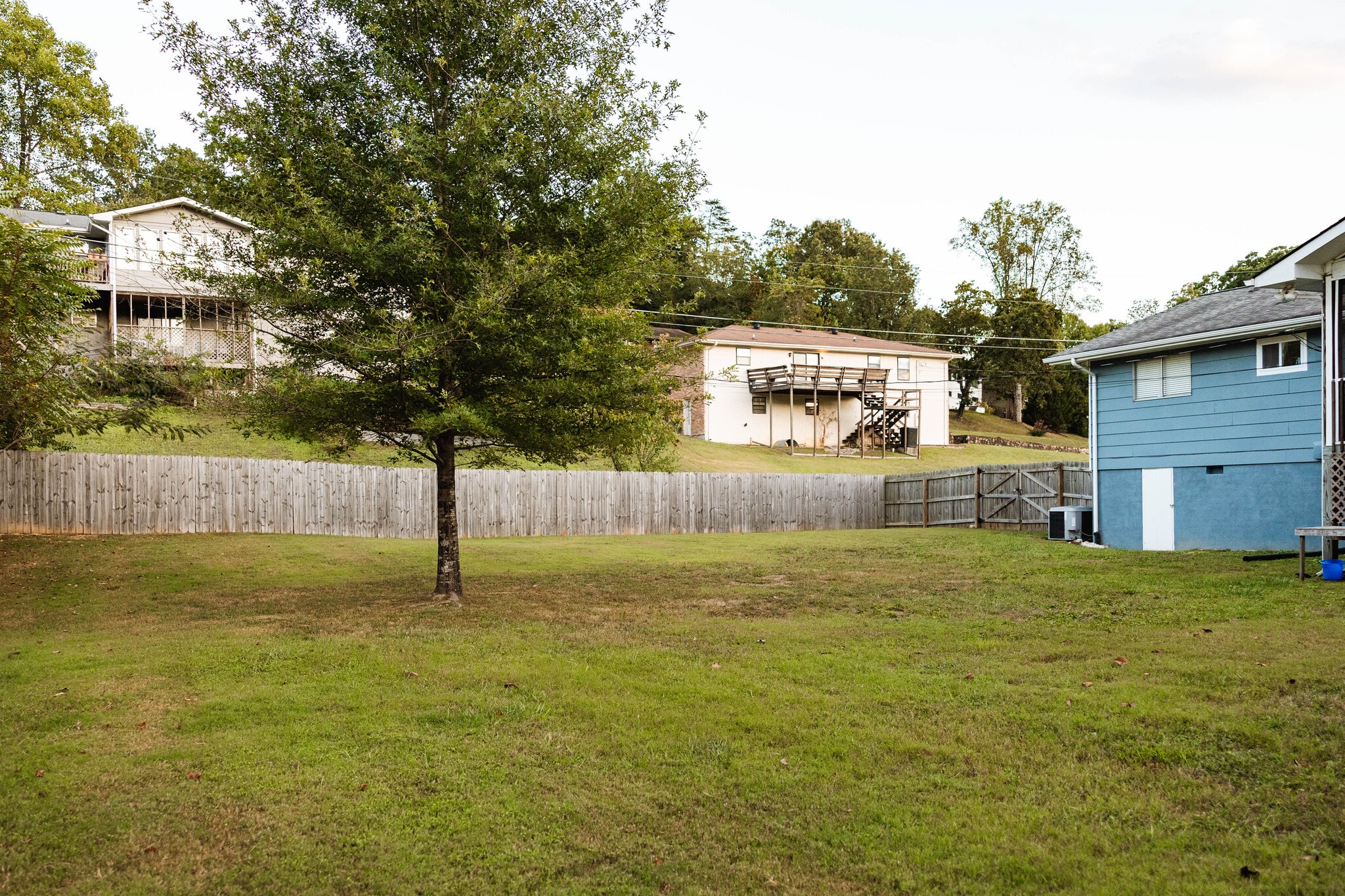 Building Photo - 417 Forest Glen Dr
