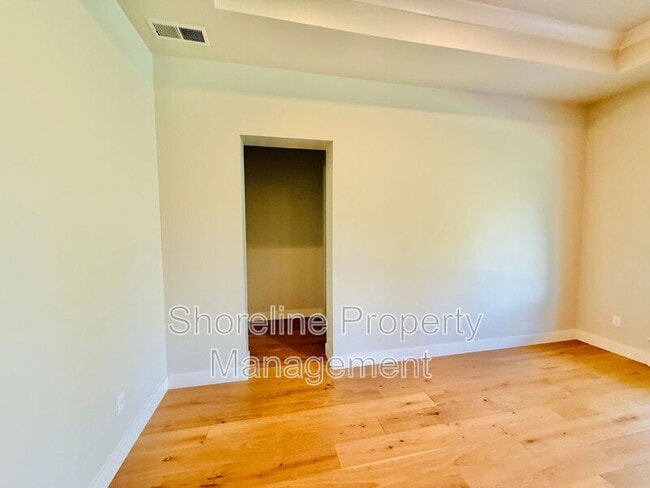 Building Photo - 4014 W Farm View Dr