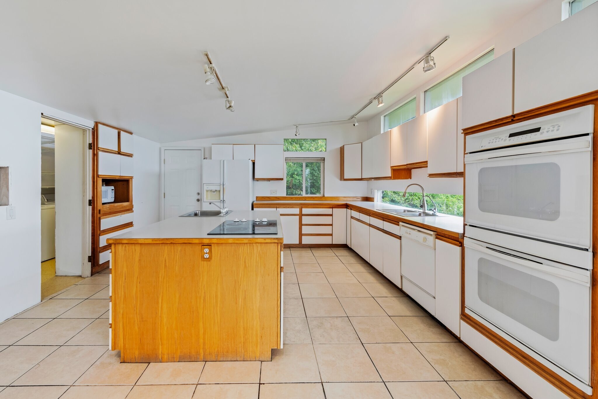 Building Photo - 5134 S 170th St