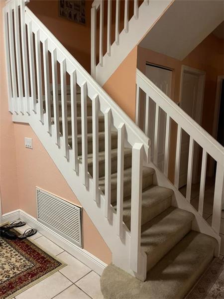 Building Photo - 18051 Rhumba Way