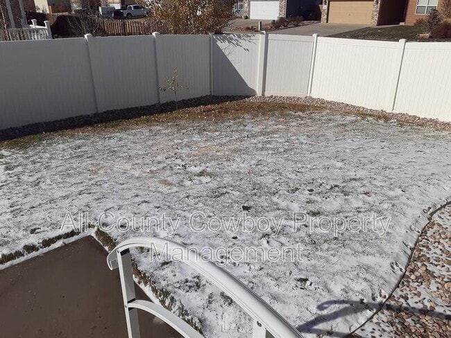 Building Photo - 1912 River Creek Ct