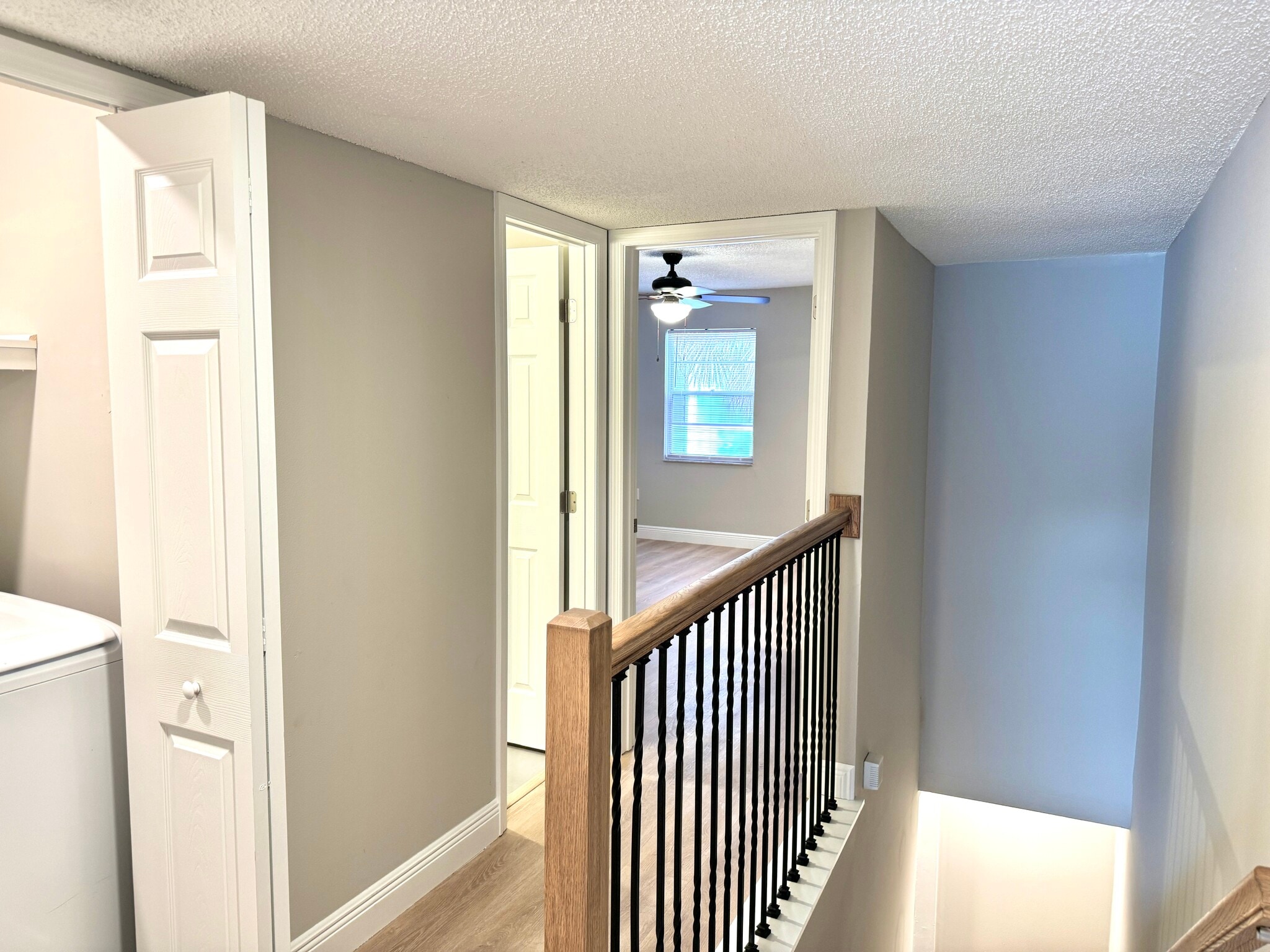 Building Photo - 6054 Amberly Ct