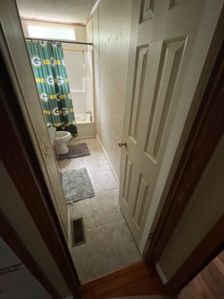 Building Photo - 330 Joshua Ln