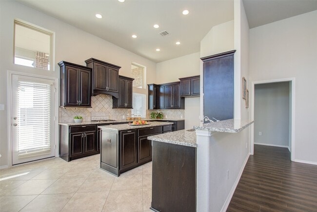 Building Photo - 13520 Mason Canyon Ln