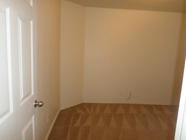 Building Photo - 3804 Joshua Taylor Dr