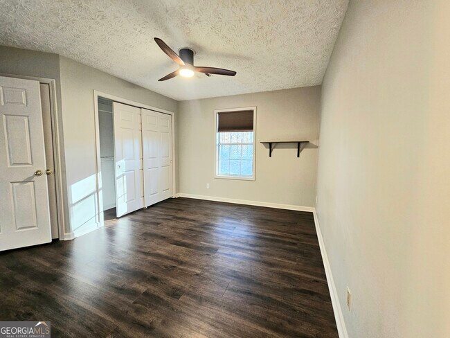 Building Photo - 2734 Highland Ridge NW