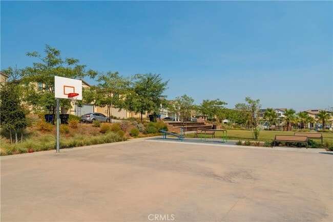 Building Photo - 9654 Honeyberry Ln