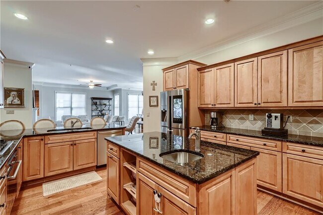 Building Photo - 6060 City Walk Ln