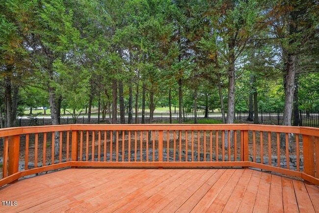 Building Photo - 107 Governors House Dr