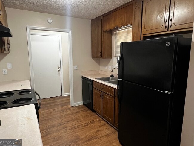 Building Photo - 105 Baytree Ct