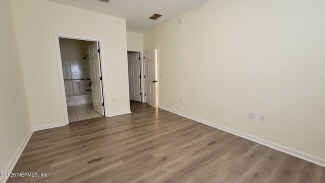 Building Photo - 6984 Ortega Woods Dr