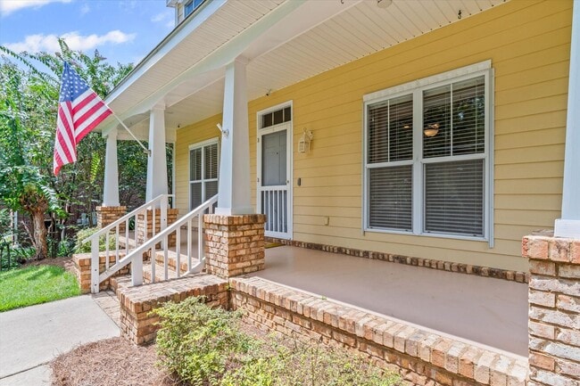 Building Photo - GREAT COMMUTE IN SPANISH FORT ESTATES
