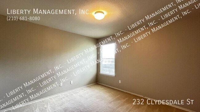 Building Photo - 232 Clydesdale St