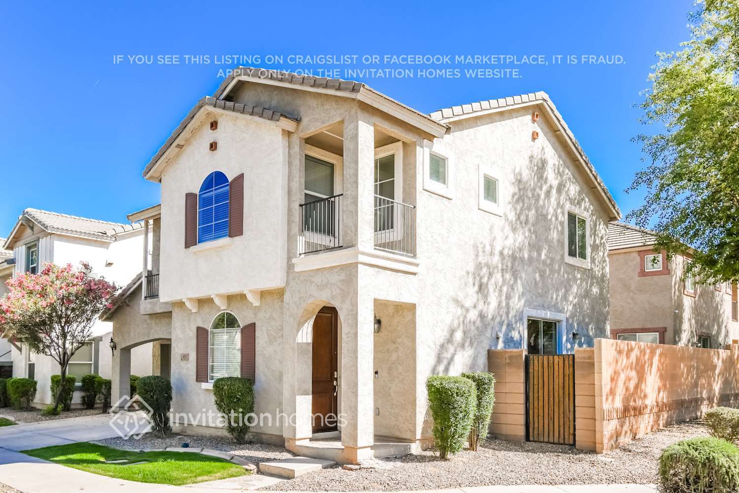 Building Photo - 4201 E Carla Vista Dr