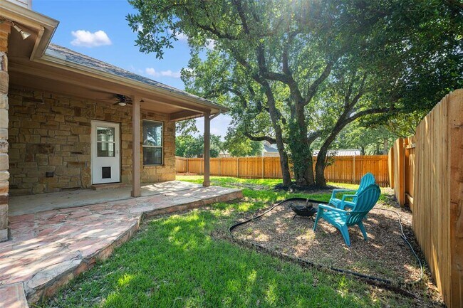 Building Photo - 100 Arrowhead Trail