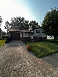 Building Photo - Beautiful 3-Bedroom Split-level Home in Gahanna