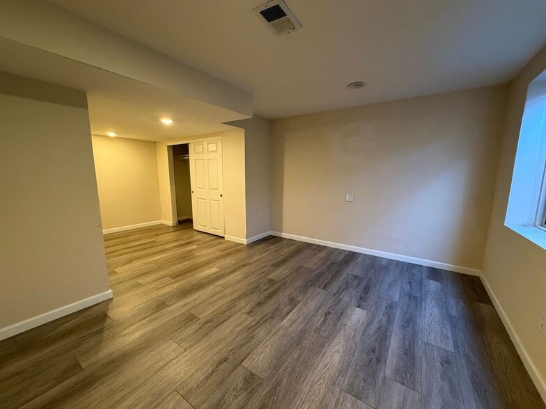 Building Photo - 12536 Forest Dr