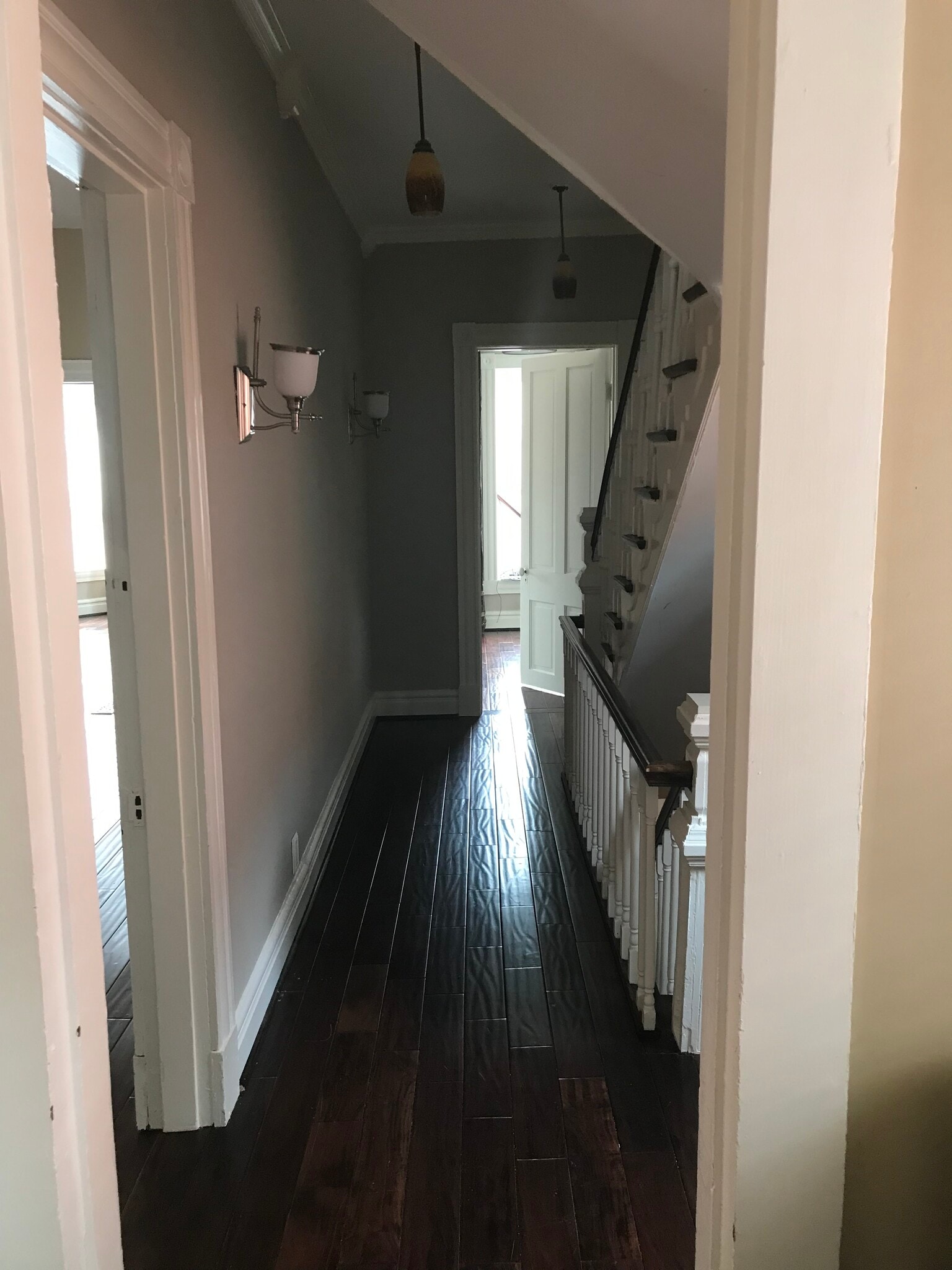 Building Photo - 1037 Garvin Pl