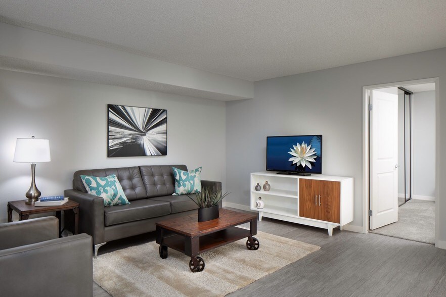 The Arbors Lake Forest, CA Apartment Finder