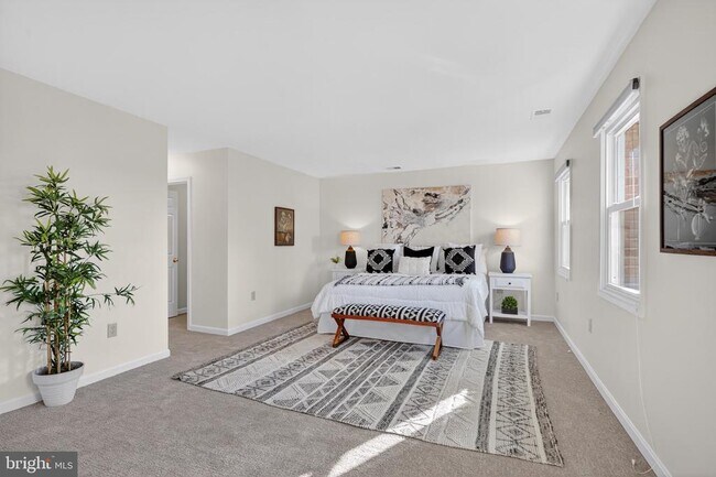 Building Photo - 1905 47th St NW