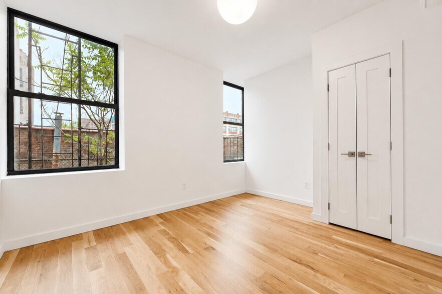 Building Photo - 524 W 134th St