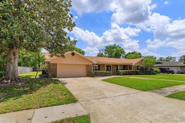 Building Photo - 413 Sandy Hill Dr