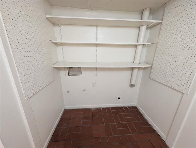 Building Photo - 8560 Park Ln