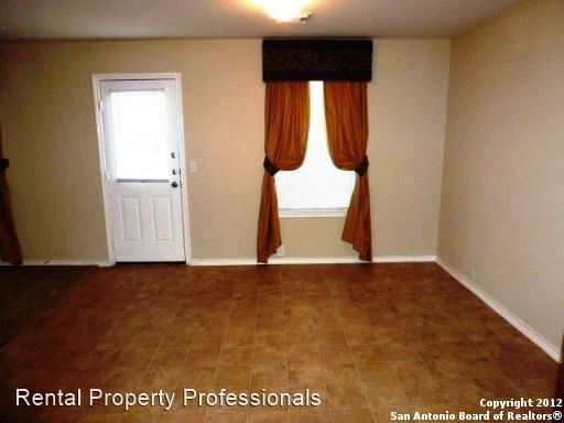 Building Photo - 4 br, 2.5 bath House - 10015 Matagorda Cove