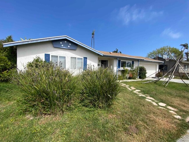 Building Photo - 1741 Lahoud Dr