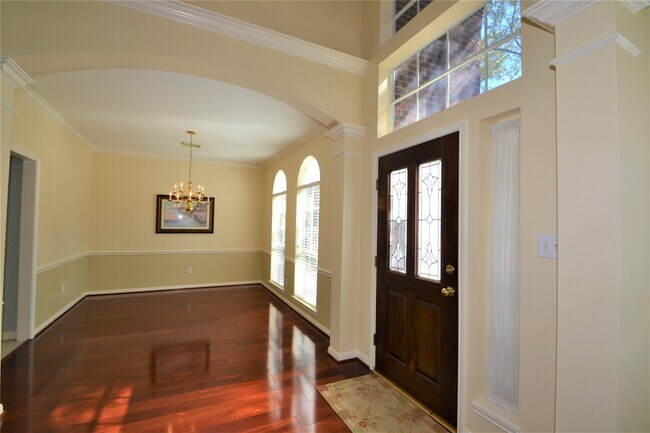 Building Photo - 1711 Emma Cove Ct
