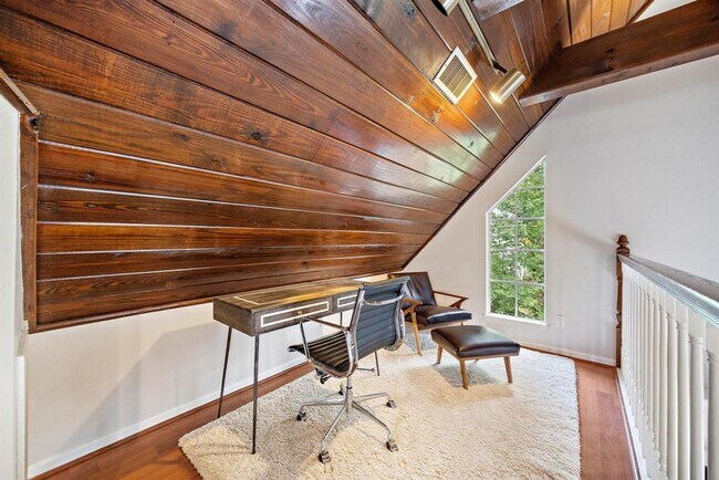 Building Photo - 1212 Ashland St