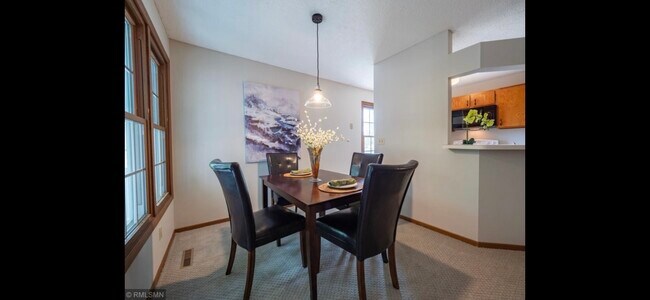 Building Photo - 10918 Quebec Ave S