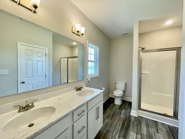 Building Photo - 3 Bed, 2 Bath Nest In Parkton